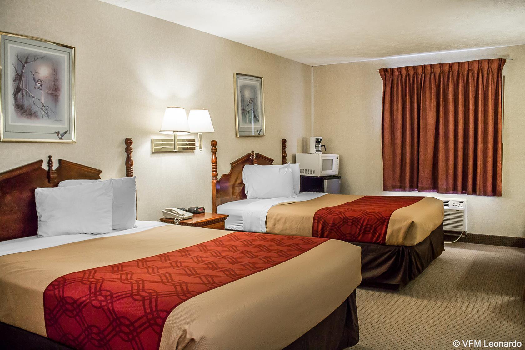 Econo Lodge Traverse City Dış mekan fotoğraf
