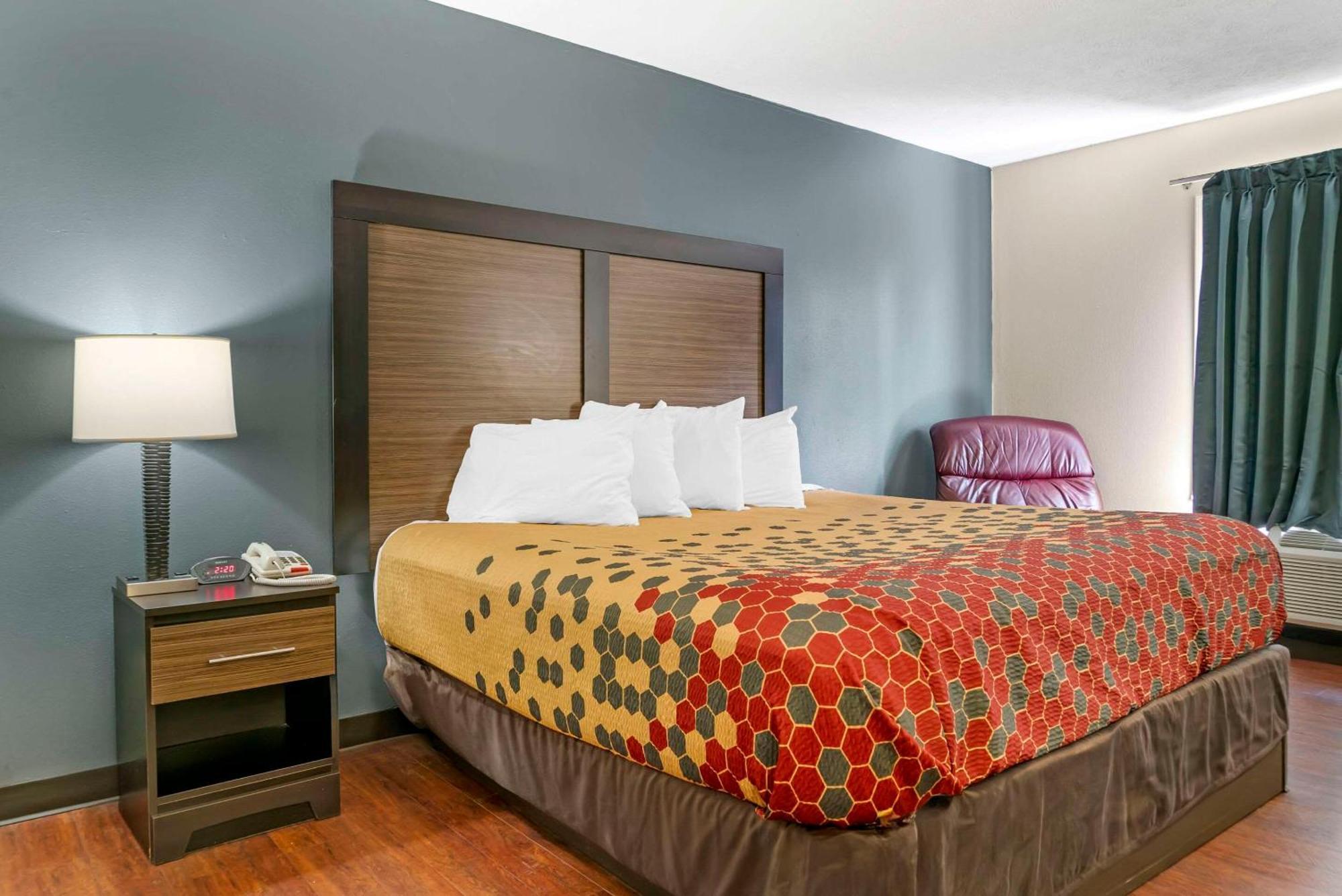 Econo Lodge Traverse City Dış mekan fotoğraf