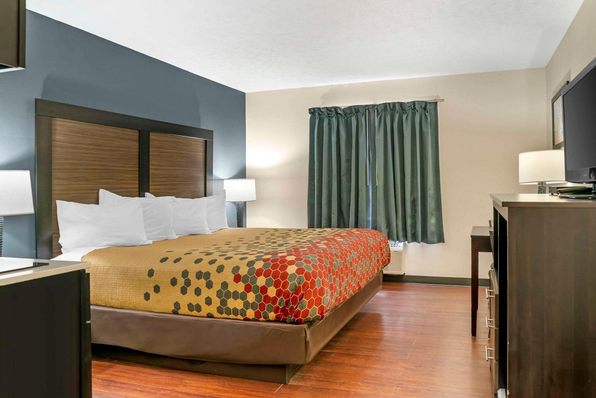 Econo Lodge Traverse City Dış mekan fotoğraf
