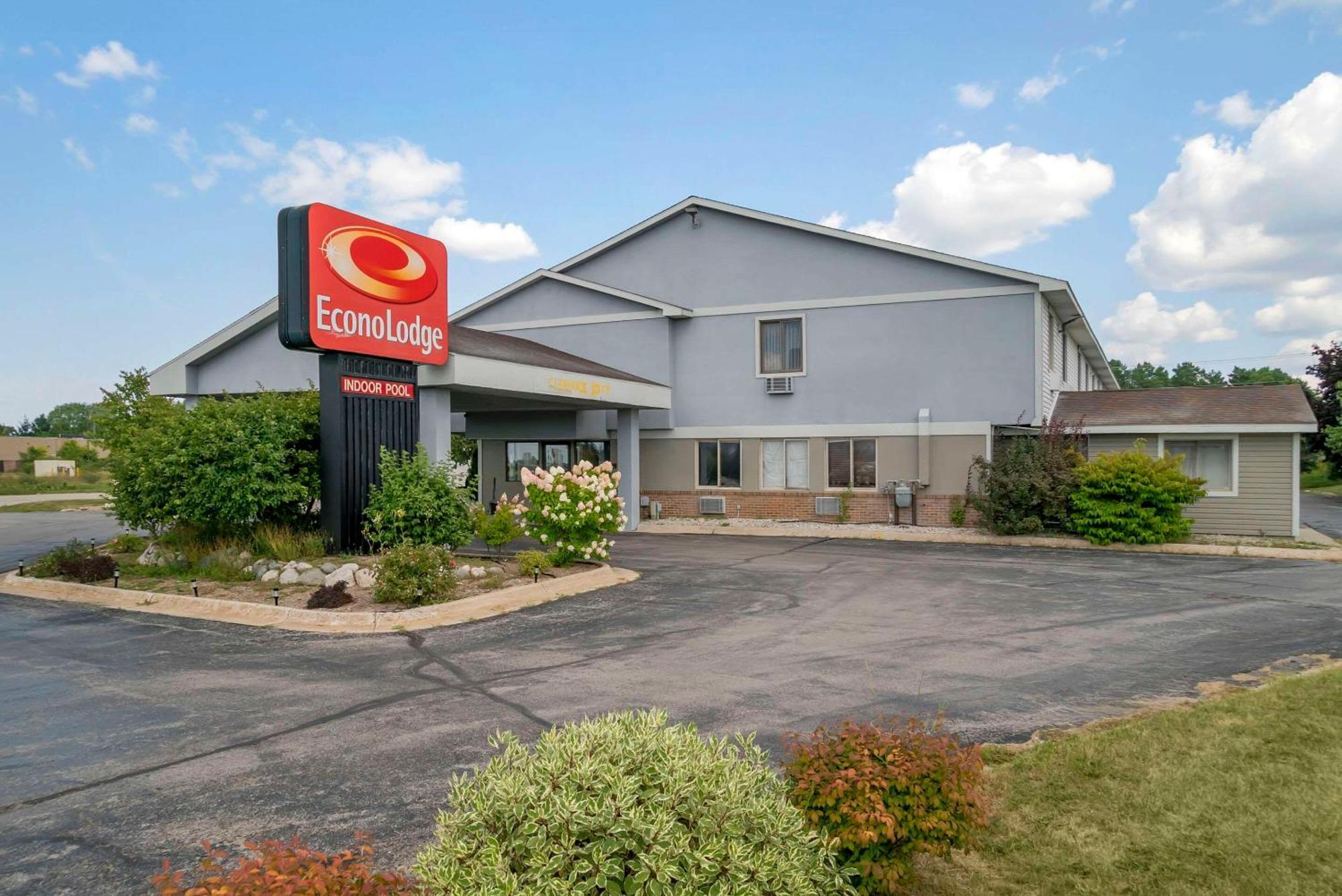 Econo Lodge Traverse City Dış mekan fotoğraf
